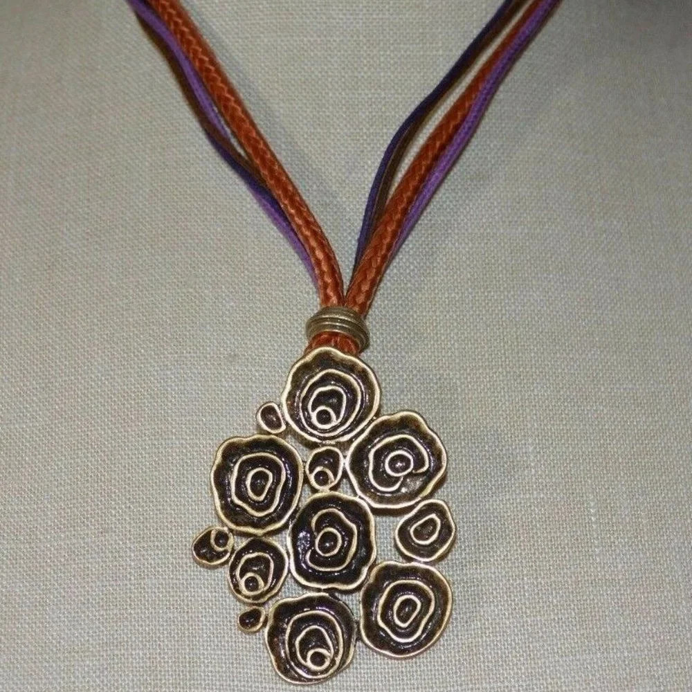 Coldwater Creek NOS Gold Tone Abstract Swirl Necklace